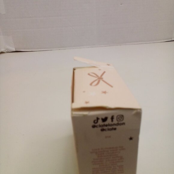 Ciate Extraordinary Translucent Powder .52 OZ Setting Powder - Picture 5 of 9